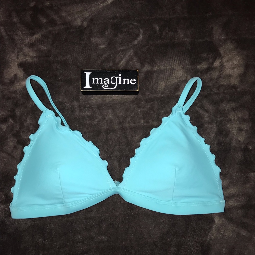 NWOT Hollister Bikini Top & Bottom Set